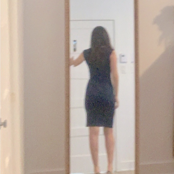 Beautiful Le Château dress for the office (XS) - Picture 2 of 4